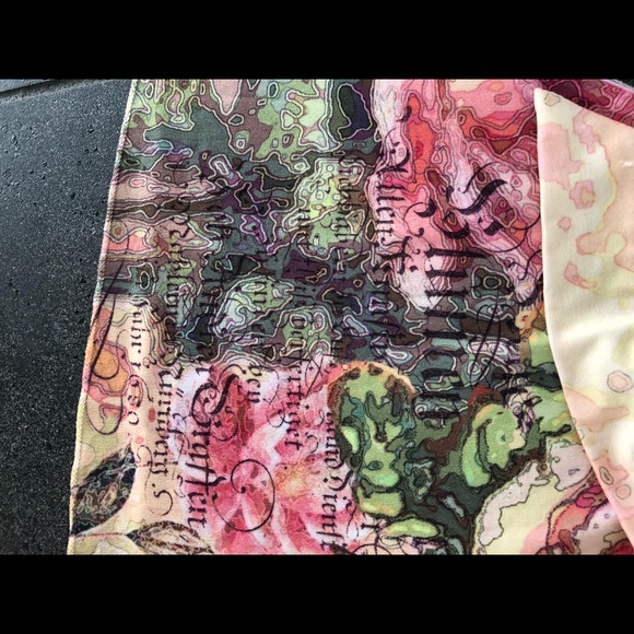 Colourful Sleeveless Top - Picture 5 of 6